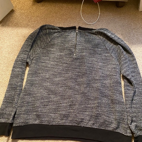 Mossimo Sweater - Picture 4 of 4